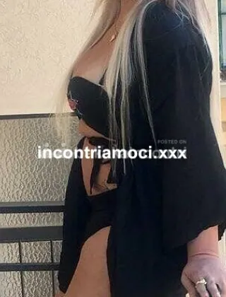 29 - Bella Trans La spezia - 3884988444