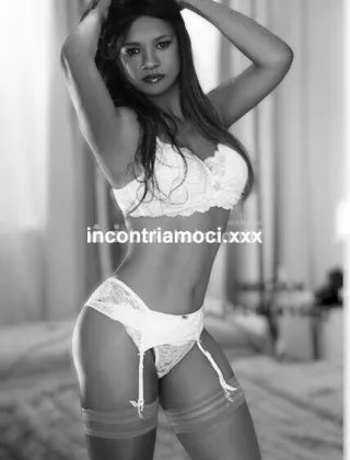 25 - Laura Escort Napoli - 3888950788