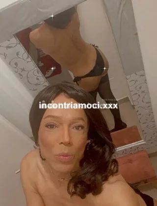 10 - Karolina Trans Roma - 3396462893