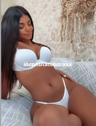 27 - Laura Escort Como - 3508186266