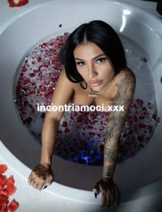 32 - Vera Troia Escort Verona - 3933852556