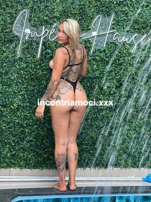Bella Brasilera