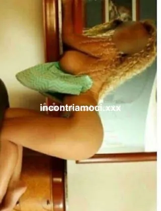 15 - Vania Tetona Escort Savona - 3509308681