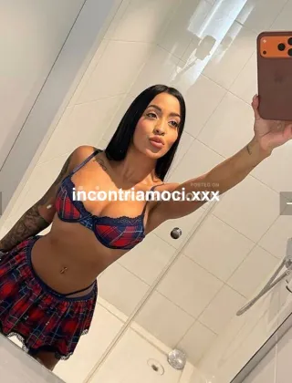 21 - Naomi Escort Milano - 3533935861