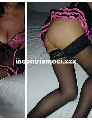 3384494948 - Signora Italiana Vogliosa