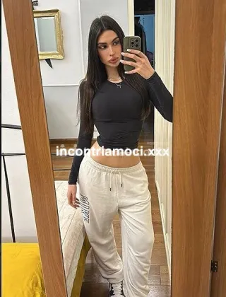 28 - Laqueen Escort Milano - 3342538725