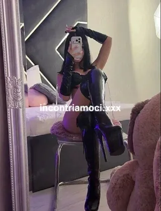 17 - Emilia Escort Milano - 3509051598