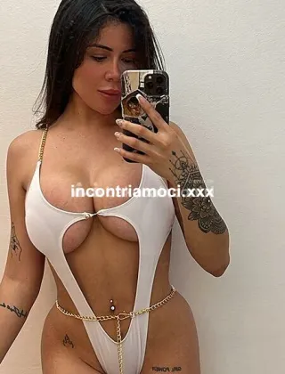12 - Laura Escort Potenza - 3894730011