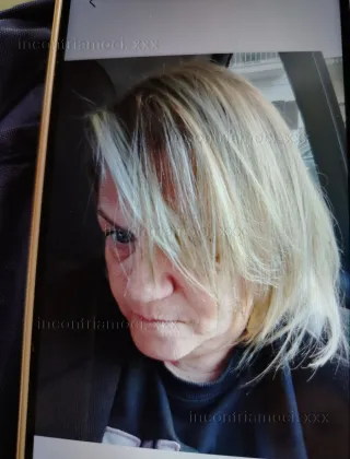 3515171214 - Donna Focosa