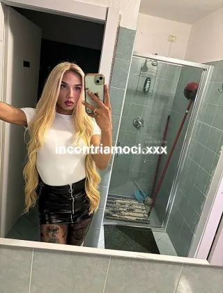 8 - Brunna Campanaro Trans Savona - 3509335566