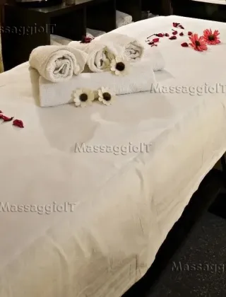8 - Massaggi Torino - 3888618415