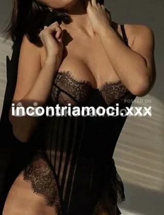 3926498884 - Lorena 28 Escort Arezzo