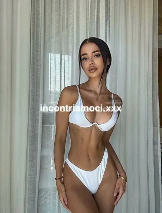 21 - Myra Escort Rimini - 3508697904