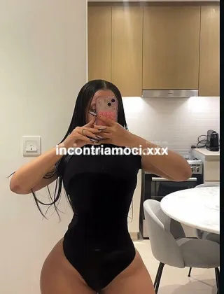 4 - Loren Escort Genova - 3715295459