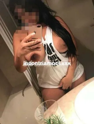 3508767349 - New Natalia Appena Arrivata In Citta Foto