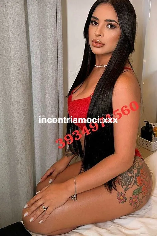 Carol Bella
