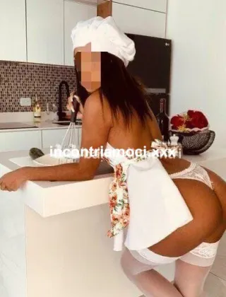 18 - Pelle Canella Escort Chieti - 3715774245