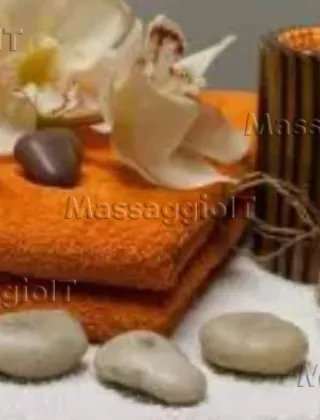 4 - Nessuno Massaggi Catania - 3895740551