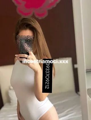 2 - Karina Escort Verona - 3933709212