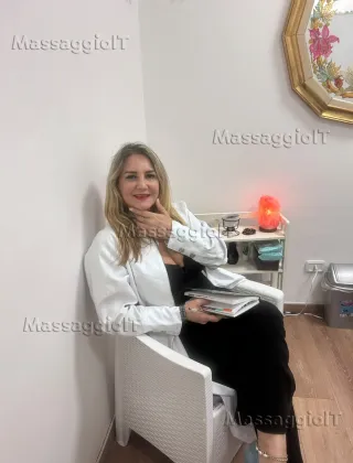 33 - Massaggi Speciali Massaggi Firenze - 3317819105