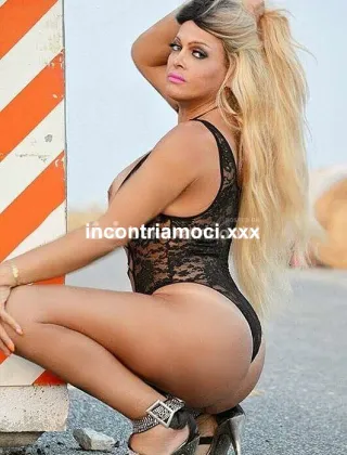 25 - Bella Trans La spezia - 3884988444