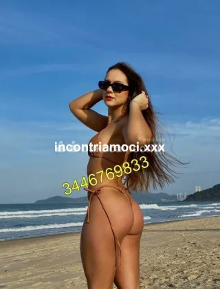 3446769833 - Isis Prima Volta Bellissima Ragazza Molto