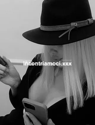 17 - Viola Escort Napoli - 3445085401