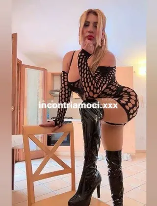 26 - Valentina Trans Catanzaro - 3508186926