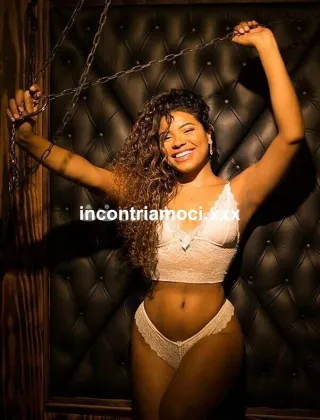 3510437342 - Piccolina Troietta A Firenze Parcheggio