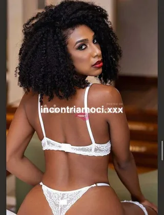 29 - Arianna Escort Savona - 3888816387
