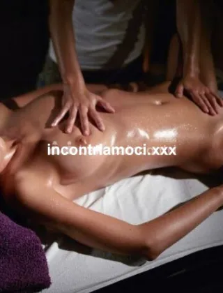 25 - Massaggiatrice Escort Genova - 3913972930