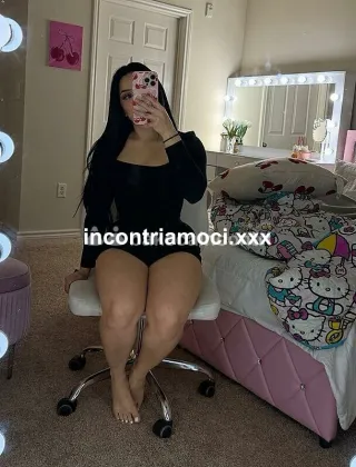 3203696753 - Rosy 18 Mistress Rimini