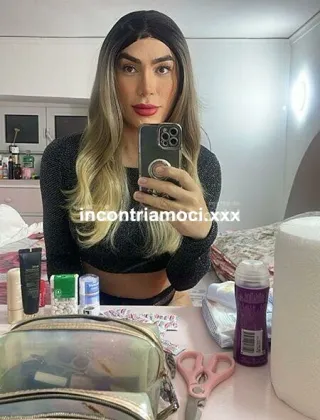 23 - Jennifer Trans Genova - 3444271925