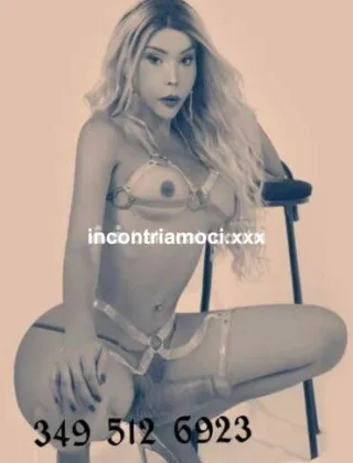 21 - Hillary Trans Roma - 3495126923