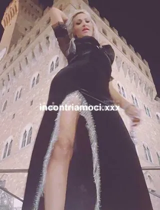 25 - Mersedes Escort Livorno - 3926969861
