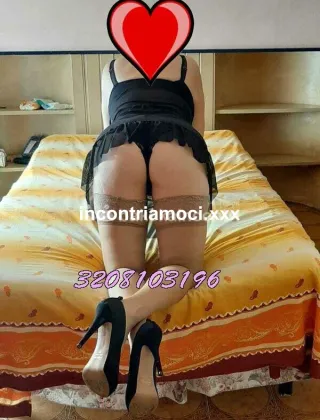 2 - Lilly Escort Rimini - 3208103196