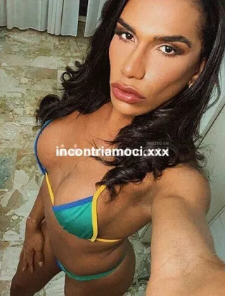 22 - Naomi Trans Pescara - 3509027773