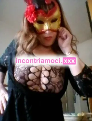 3451736943 - Viola Bolognese Doc Splendida Donna Provocante