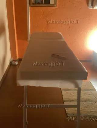 3311715059 - Massaggiatore Olistico