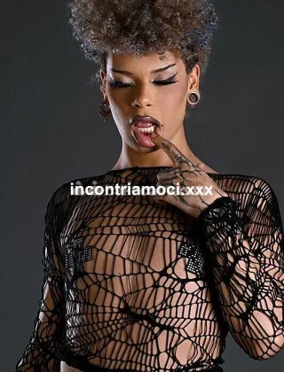 18 - Fey Sommers Trans Milano - 3516333417