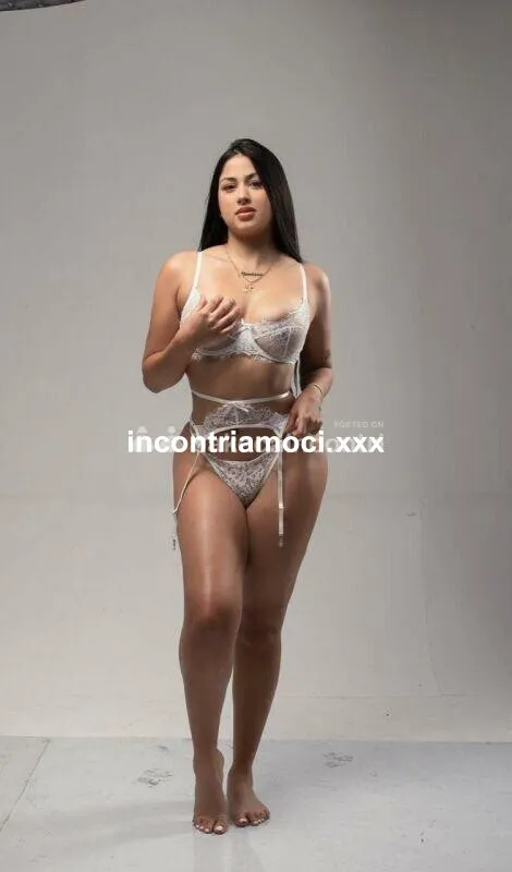 Naty Dolce A Busto