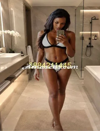 35 - Ambar Escort Varese - 3884211445