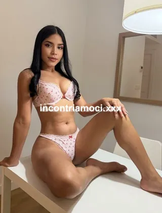 21 - Pamela Escort Bari - 3509160888