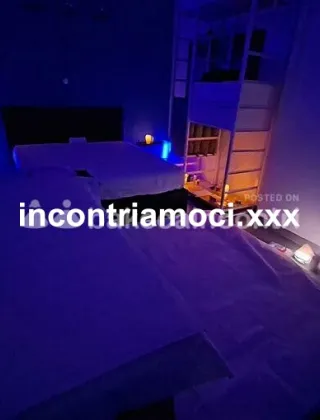16 - Michela Massaggi Massaggi Firenze - 3516465509