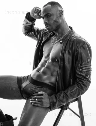 2 - Escort Milano - 3517915889