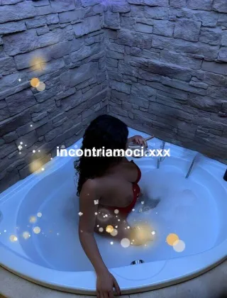 36 - Veneri Napoletane Escort Napoli - 3508334773