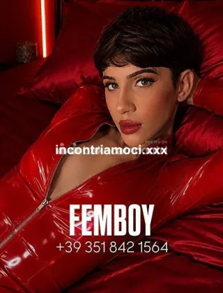 18 - Femboy Trans Parma - 3518421564