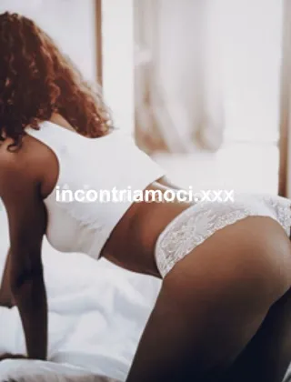 3928446098 - 🌸 "Classe E Desiderio, Senza Compromessi"