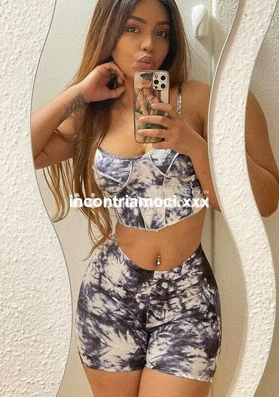 Lora