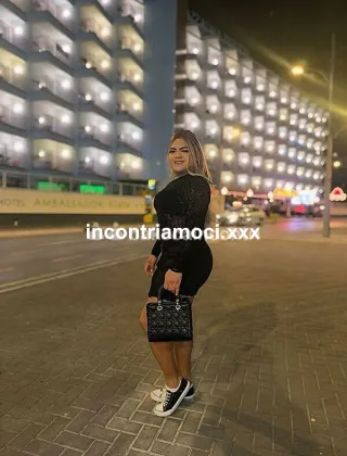 16 - Valentina Trans Salerno - 3520255150